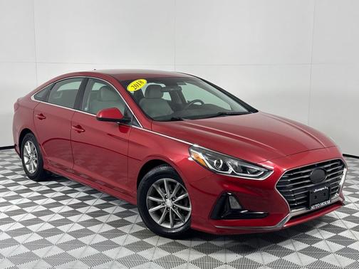 2018 Hyundai SONATA SE
