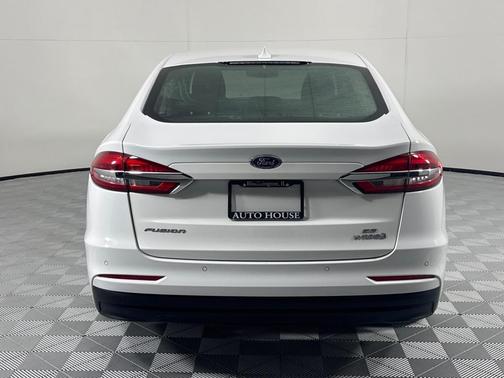 2019 Ford Fusion Hybrid SE