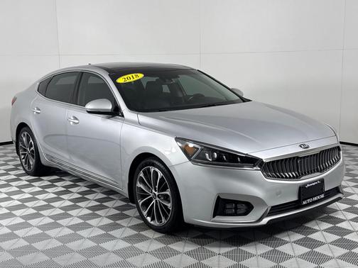 2018 Kia Cadenza Technology