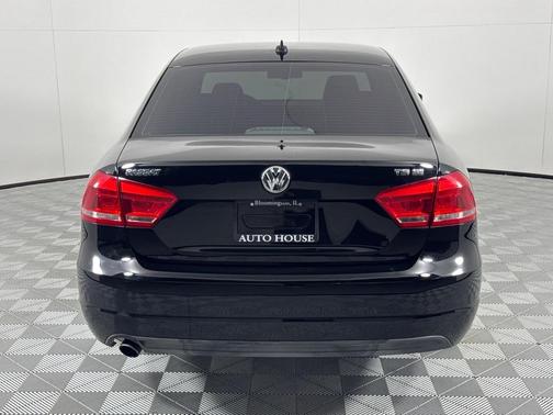 2014 Volkswagen Passat SE