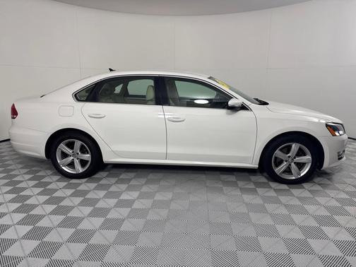 2015 Volkswagen Passat 1.8T S