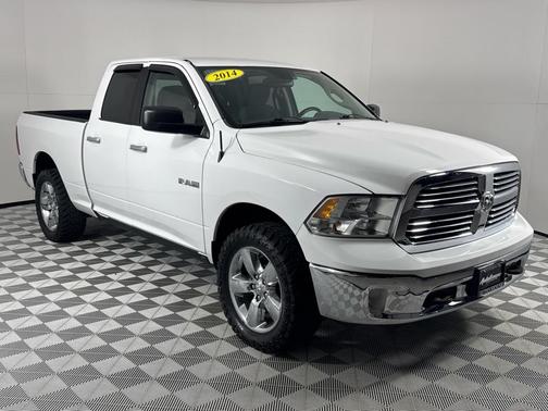 2014 RAM 1500 SLT