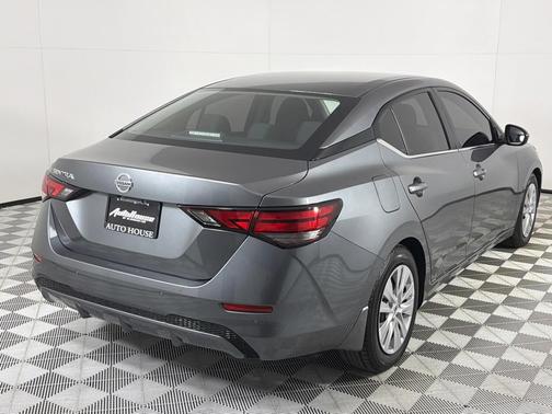 2022 Nissan Sentra S