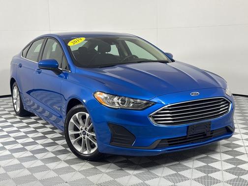 2019 Ford Fusion Hybrid SE