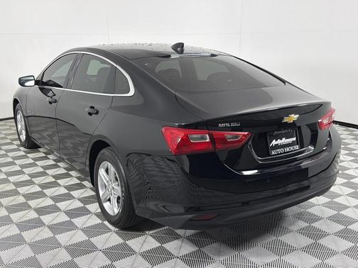 Black 2022 Chevrolet Malibu 1LS