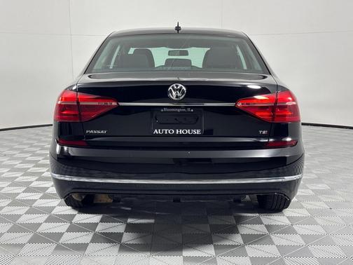 2016 Volkswagen Passat 1.8T S