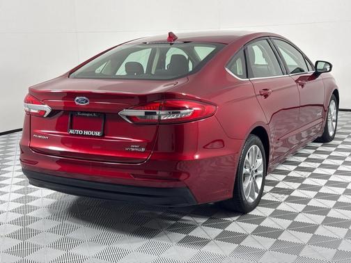 2019 Ford Fusion Hybrid SE