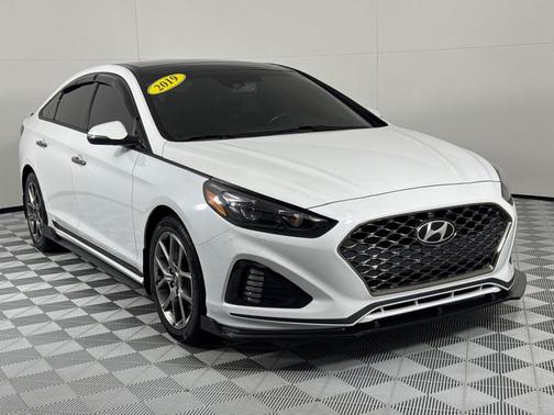 2019 Hyundai SONATA Limited 2.0T