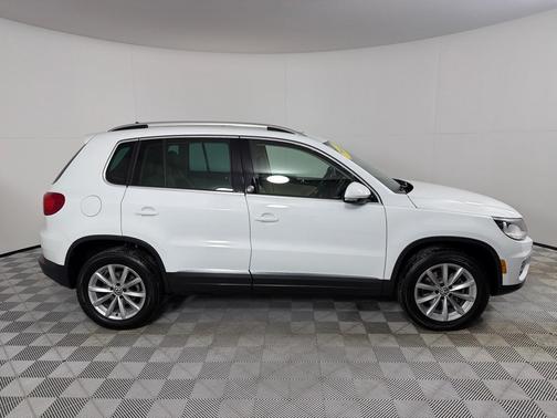 2017 Volkswagen Tiguan 2.0T Wolfsburg Edition