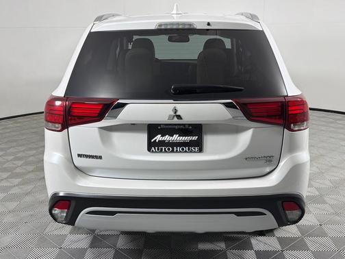 2019 Mitsubishi Outlander SE