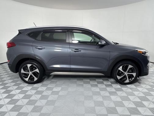 2017 Hyundai TUCSON Sport