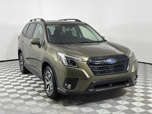 Autumn Green Metallic 2023 Subaru Forester Premium