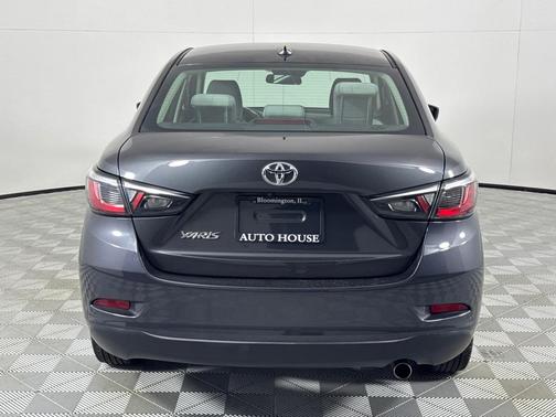 2020 Toyota Yaris Sedan L
