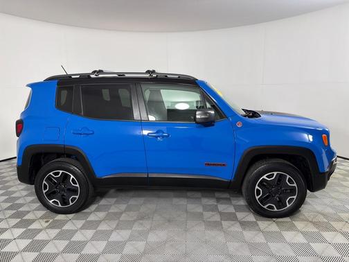 2015 Jeep Renegade Trailhawk