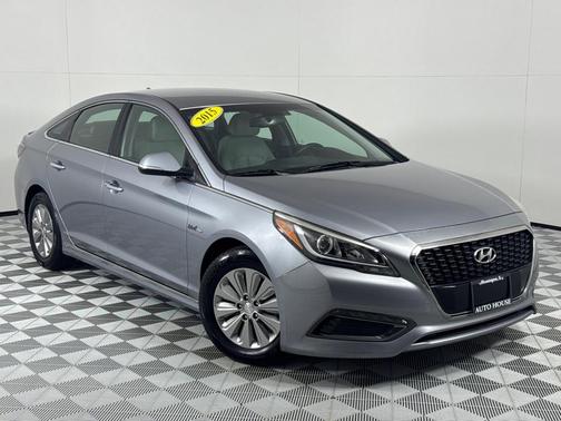 2016 Hyundai SONATA Hybrid SE