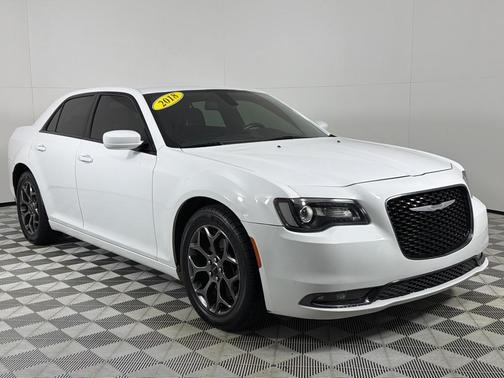 2018 Chrysler 300 S
