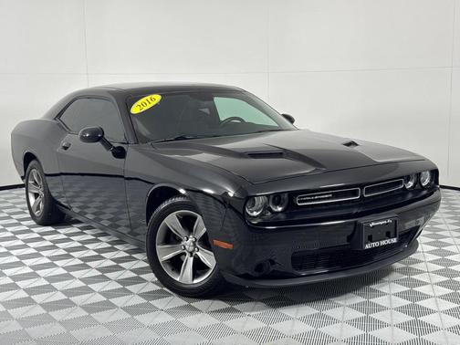 2016 Dodge Challenger SXT