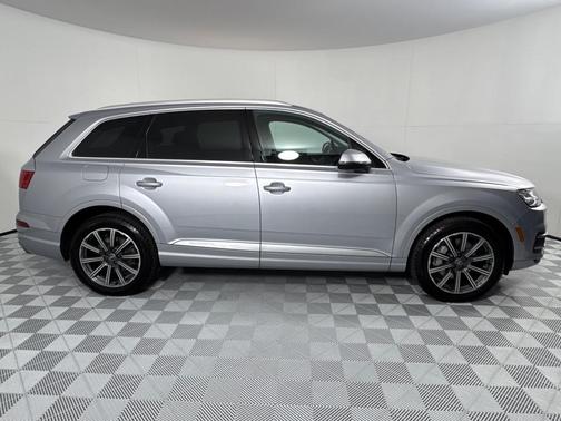 2017 Audi Q7 3.0T Prestige