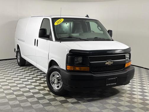 White 2017 Chevrolet Express 3500 Work Van