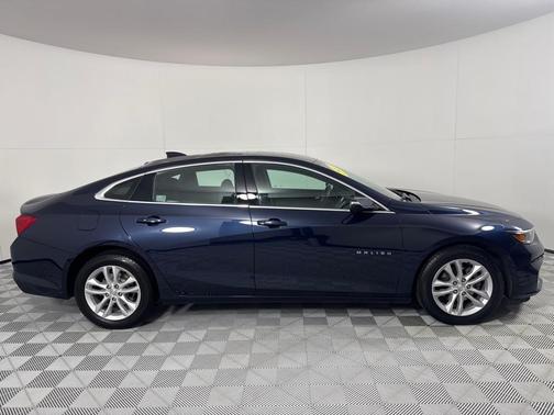 2017 Chevrolet Malibu 1LT