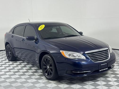 2013 Chrysler 200 Touring