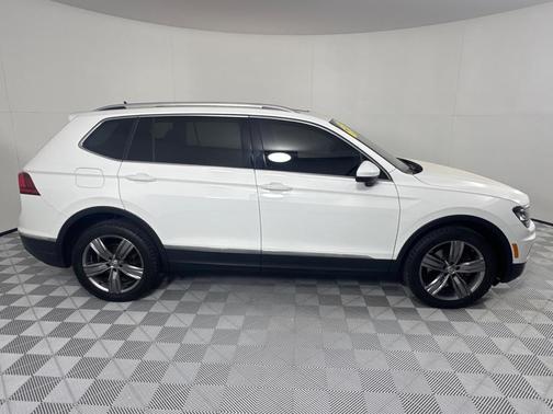 2018 Volkswagen Tiguan 2.0T SEL Premium