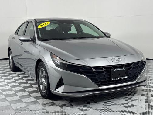 2021 Hyundai ELANTRA SE