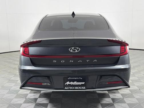2021 Hyundai SONATA SE