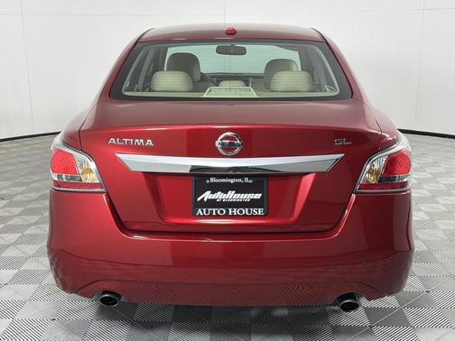 Cayenne Red 2015 Nissan Altima 2.5 SL