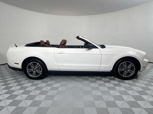 2011 Ford Mustang