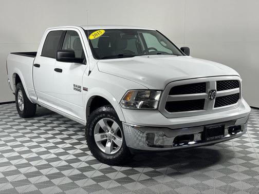2015 RAM 1500 SLT