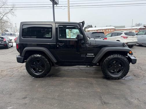2016 Jeep Wrangler Sport