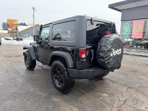 2016 Jeep Wrangler Sport