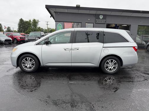 SILVER 2011 Honda Odyssey EX