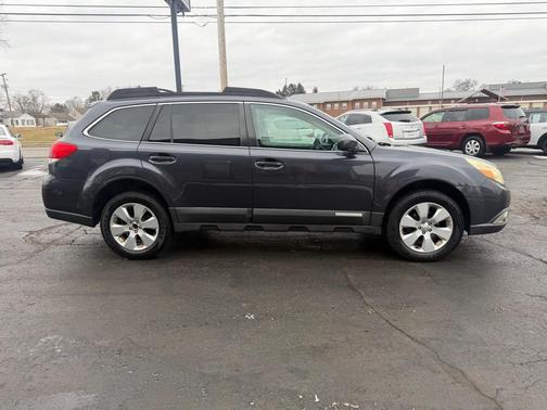 2010 Subaru Outback 2.5 i Premium