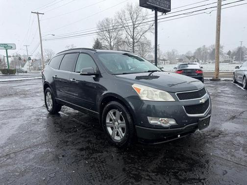 2011 Chevrolet Traverse 2LT