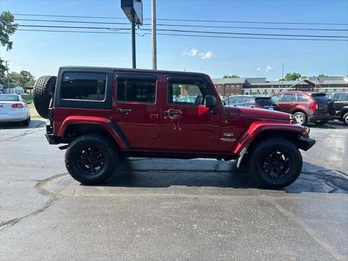 2012 Jeep Wrangler Unlimited Sahara