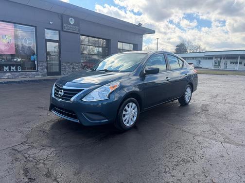 2017 Nissan Versa 1.6 SV