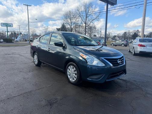 2017 Nissan Versa 1.6 SV