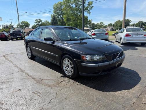 BLACK 2004 Volvo S60 2.5T
