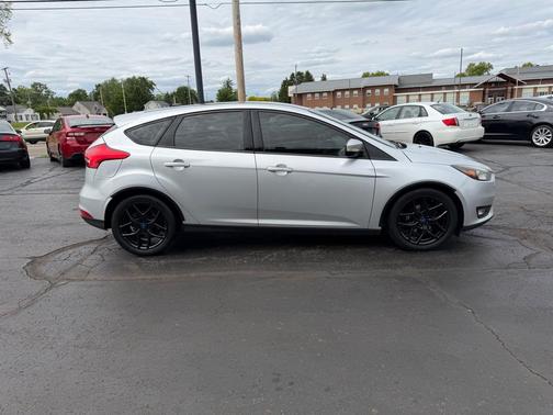 Ruby Red Metallic Tinted Clearcoat 2015 Ford Focus SE
