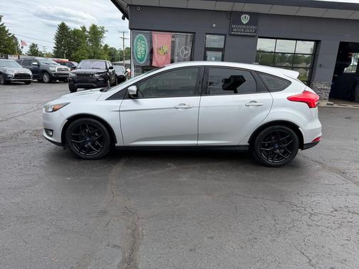 Ruby Red Metallic Tinted Clearcoat 2015 Ford Focus SE