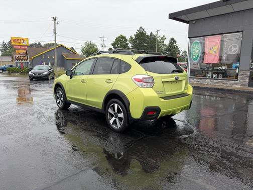 GREEN 2015 Subaru XV Crosstrek Hybrid Base