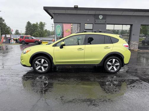 GREEN 2015 Subaru XV Crosstrek Hybrid Base