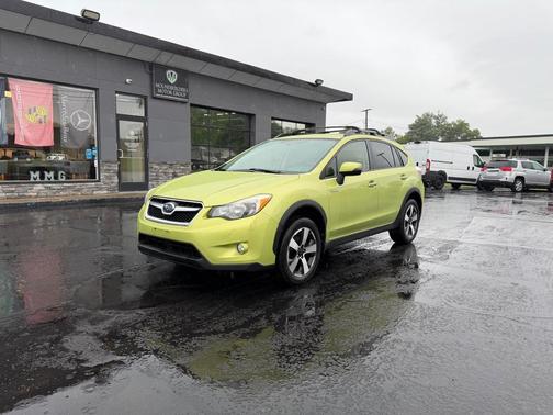 GREEN 2015 Subaru XV Crosstrek Hybrid Base