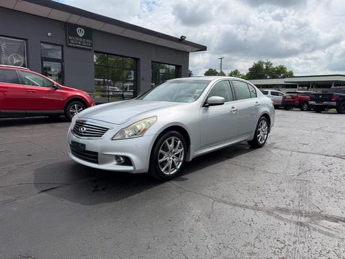 SILVER 2013 INFINITI G37x Base
