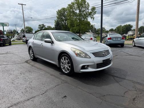 SILVER 2013 INFINITI G37x Base