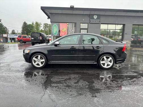 2009 Volvo S40 T5 R-Design