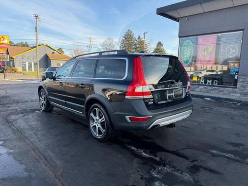 2015 Volvo XC70 T6