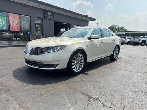 2014 Lincoln MKS Base